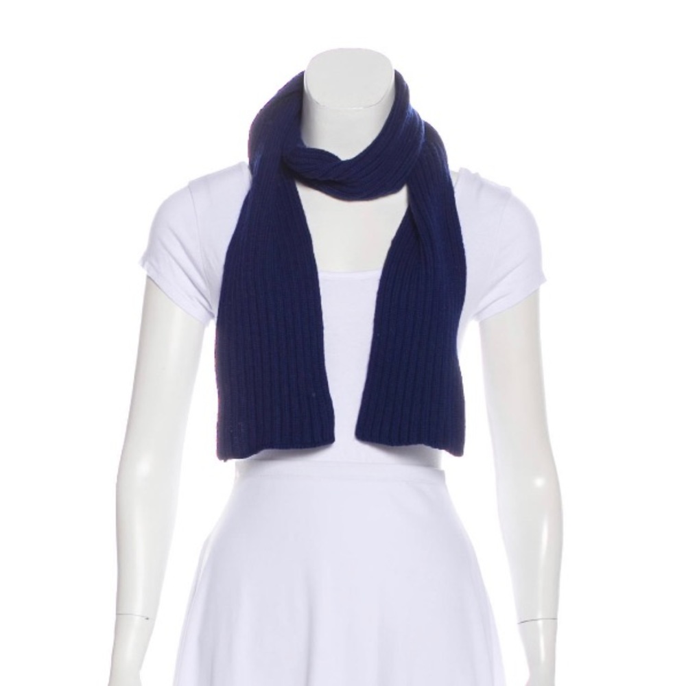Burberry London Navy Blue Rib Knit Wool Scarf - Picture 9 of 9